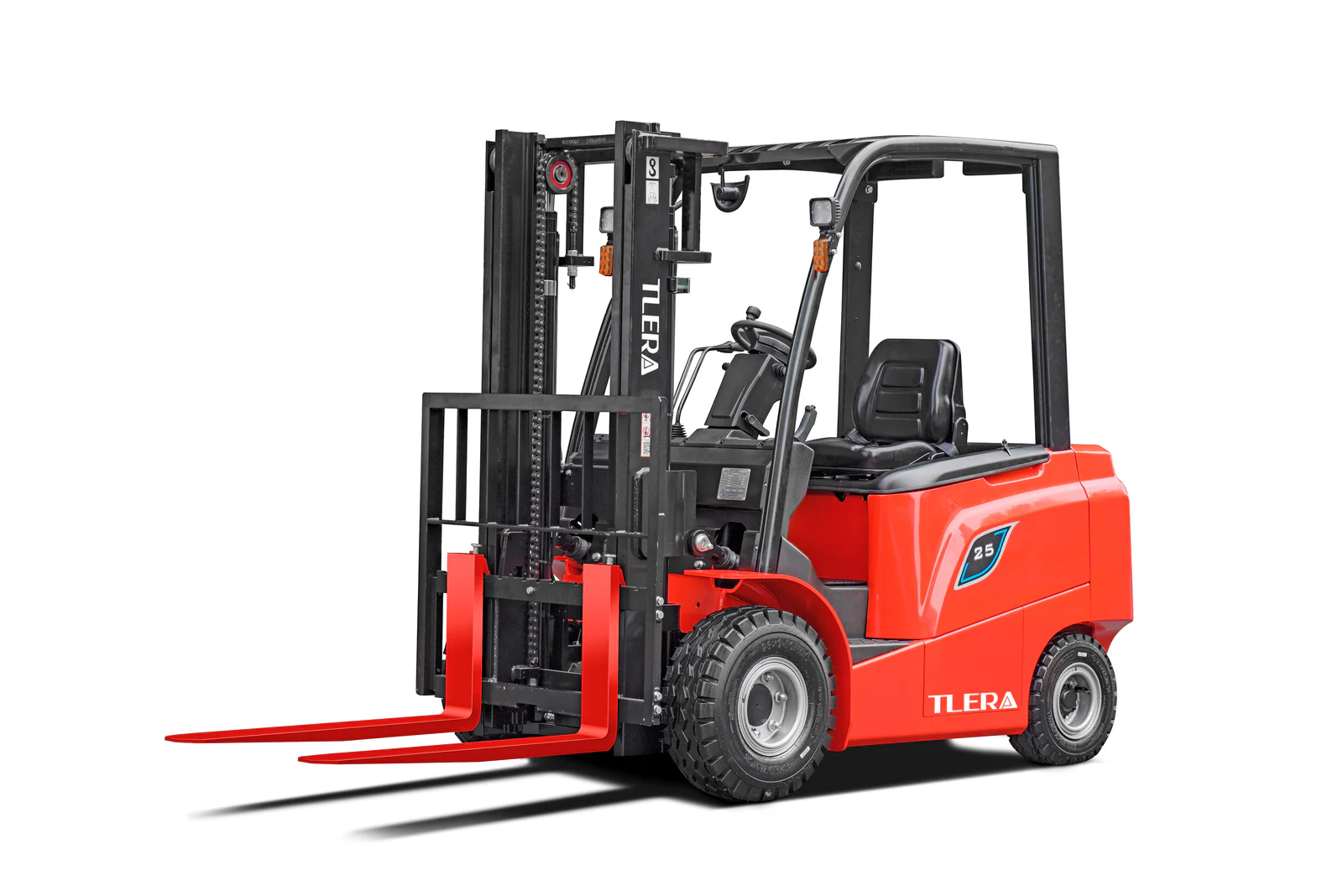 CPD25-AEY2 AE Series 5,512-lb Electric Forklift